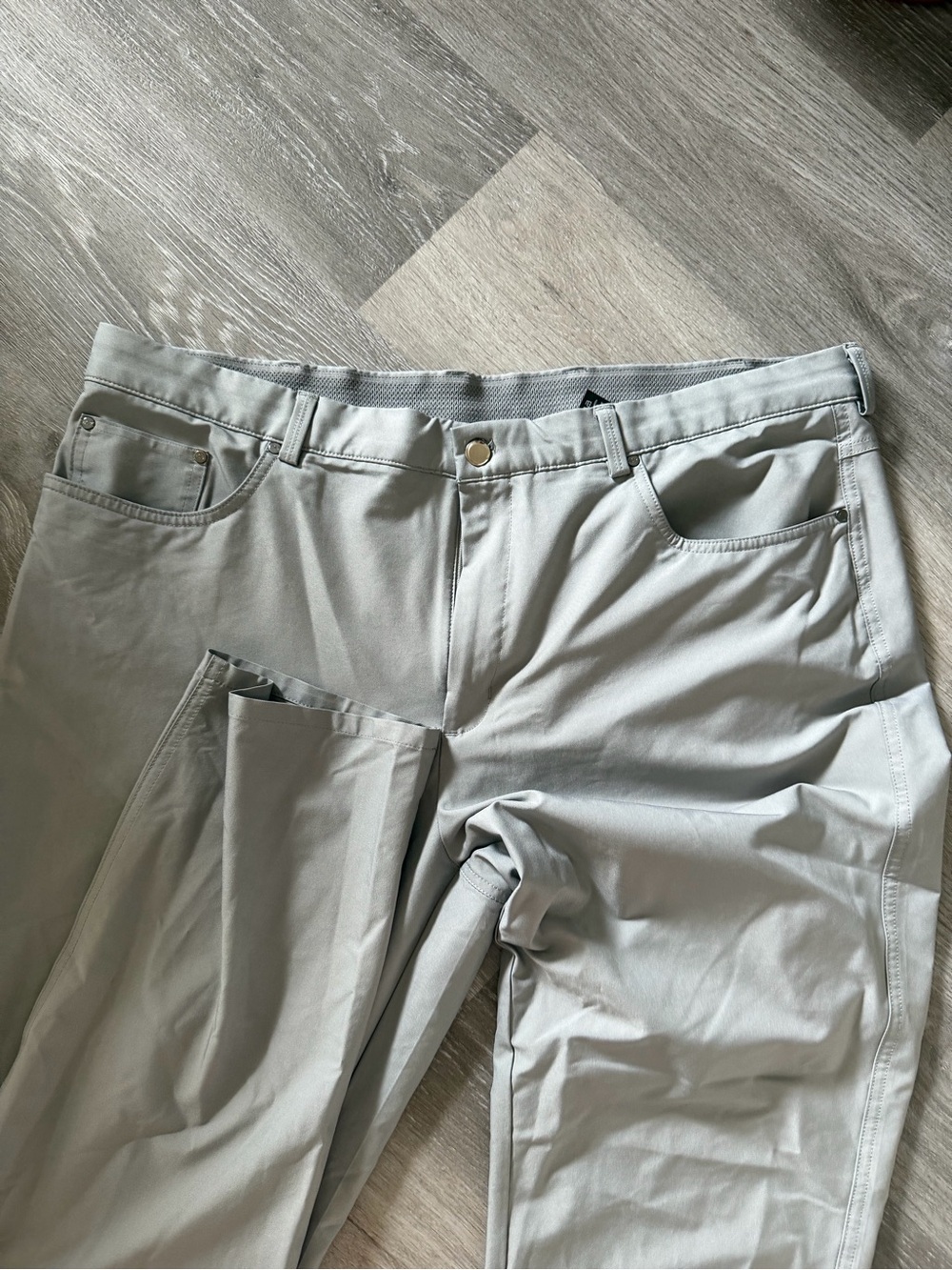 Greg Norman - Men's Light Gray Golf Pants - Classic Fit